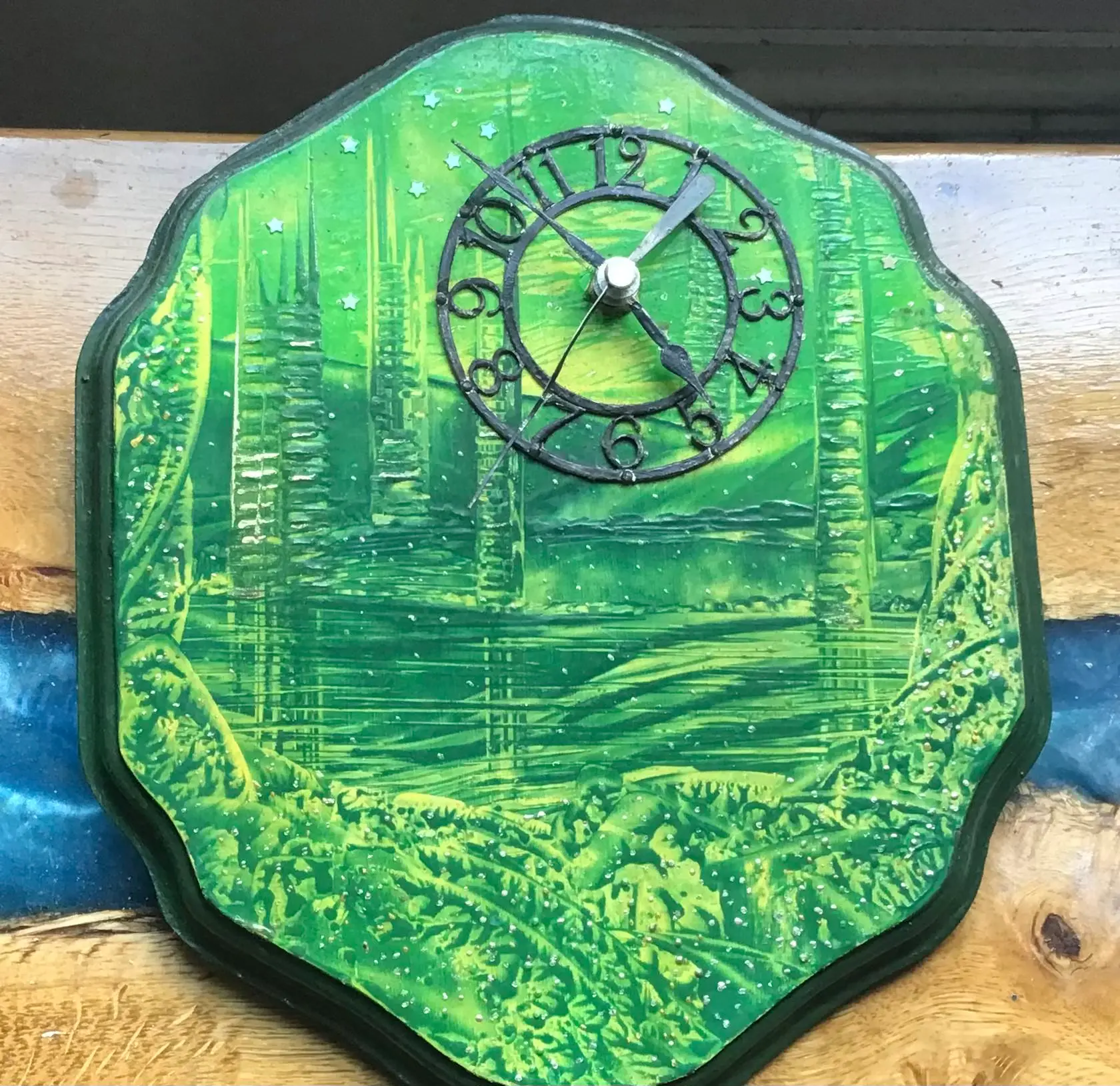 Resin Clock 2 - Image 1